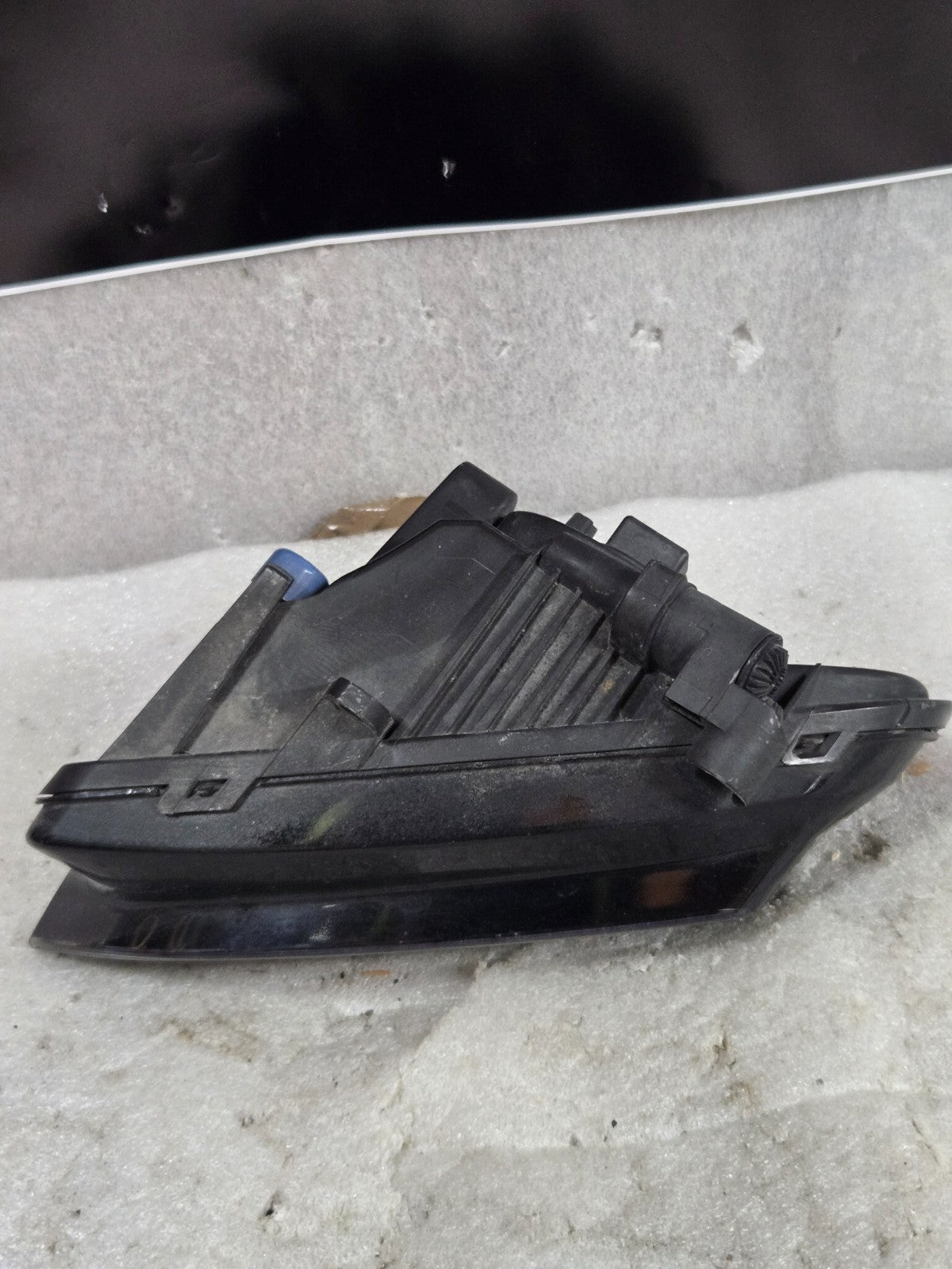 2009-2016 Audi  S4 LEFT DRIVER LH SIDE Fog Light Assembly 8K0941699C OEM