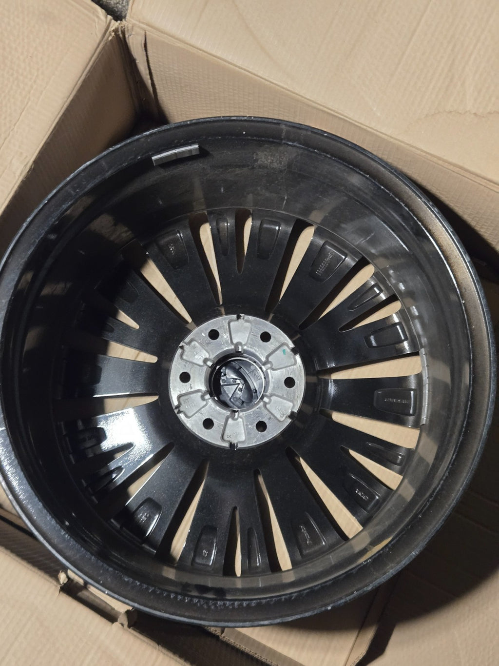 Infiniti QX80 4030S-IP228B IP 22X8 BLACK MONOGRAM WHEEL RIM OEM