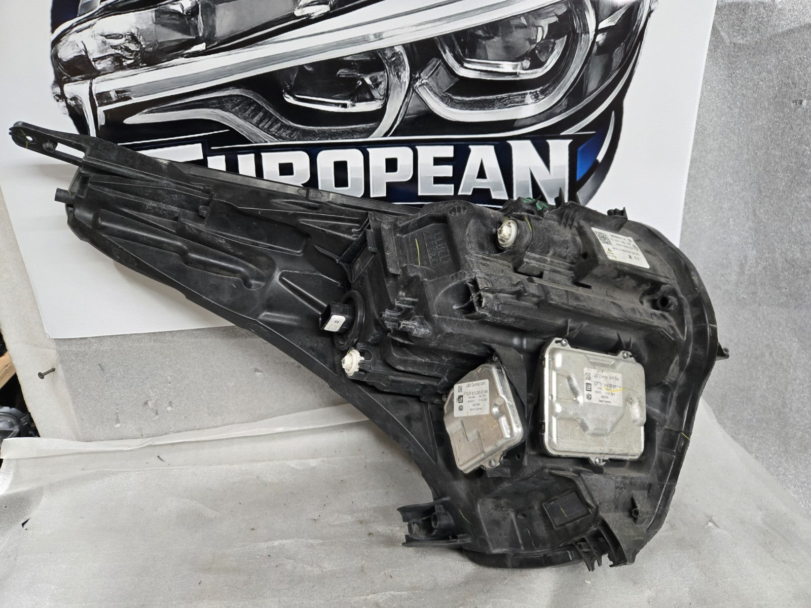 2017-2020 Cadillac XT5 Left LH Driver Side LED Headlight w/o AFS 84648543 OEM