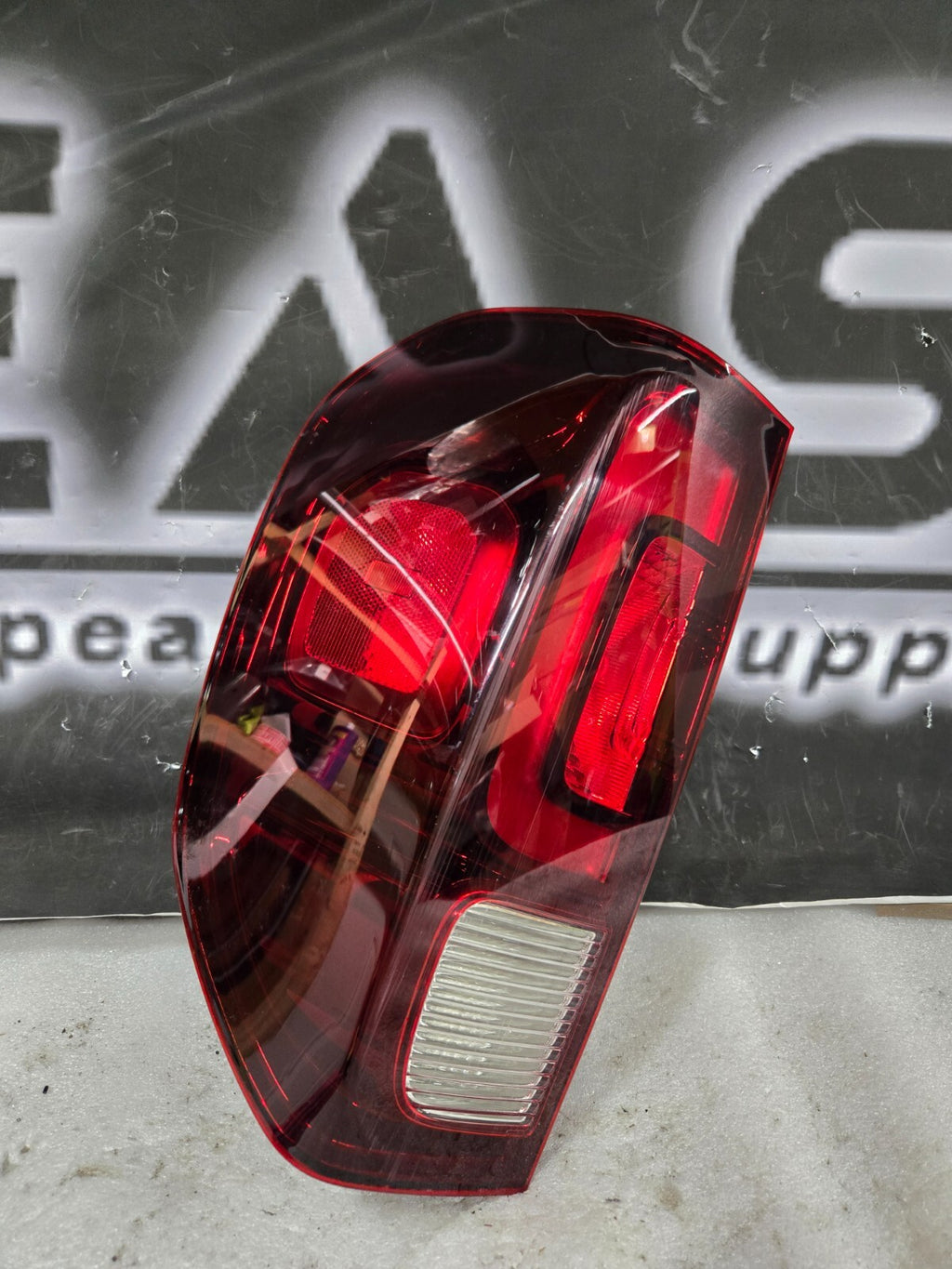 2017-2023 Honda Ridgeline - Taillight Assembly Left LH Driver 33550-T6Z-A03 OEM