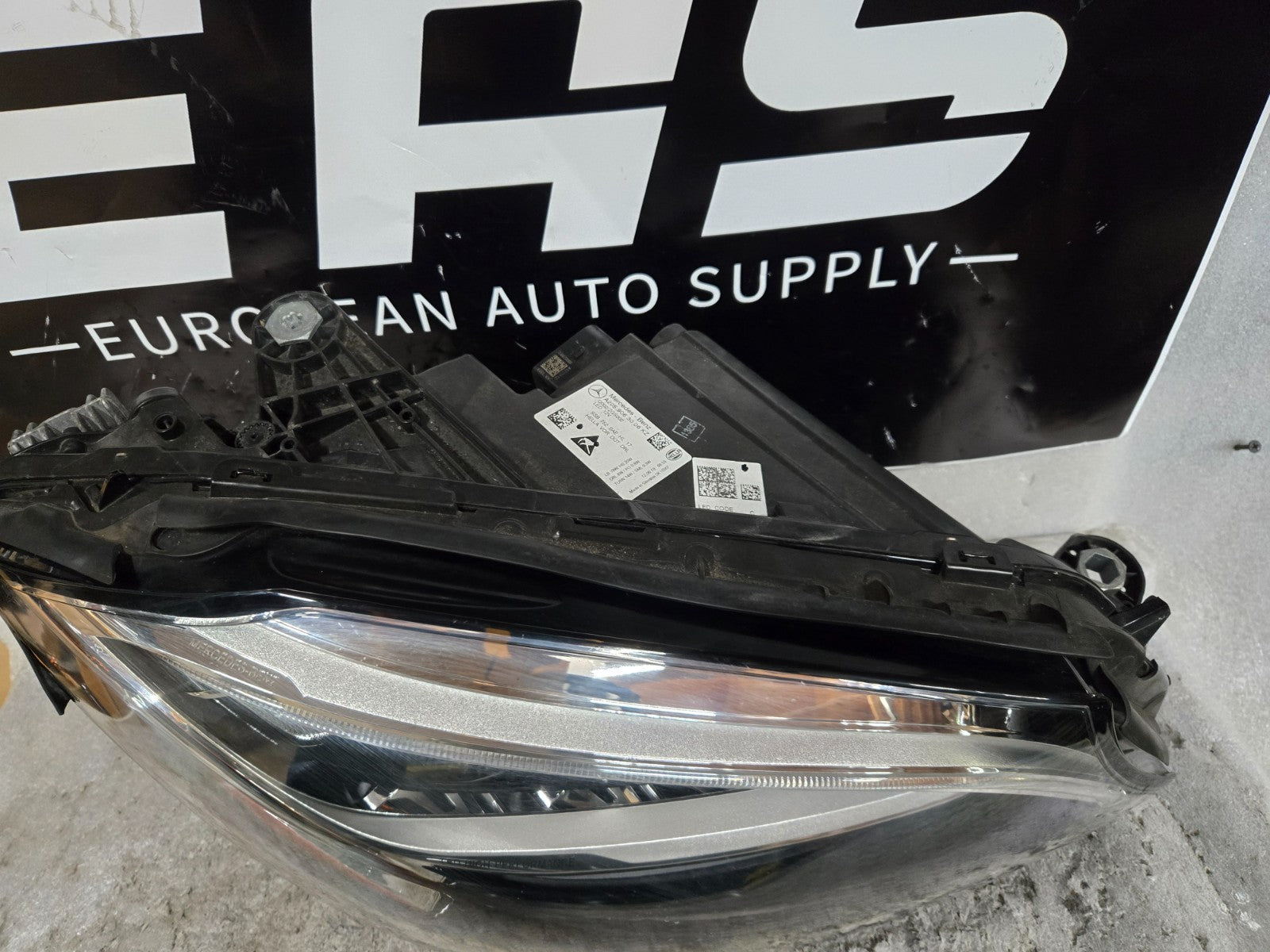 2019-2021 MERCEDES BENZ C300 C43 C63 HEADLIGHT OEM RH RIGHT SIDE LED A2059063006