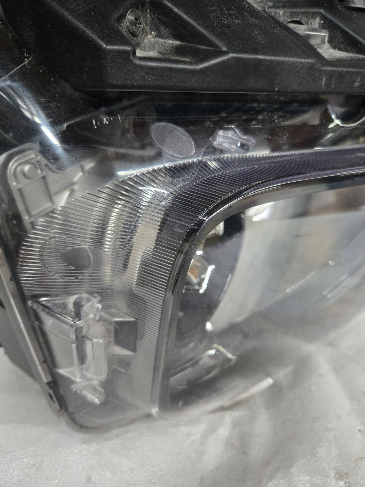 2021-2023 Chevrolet Trailblazer Front Right RH Headlight Assembly OEM 42778368