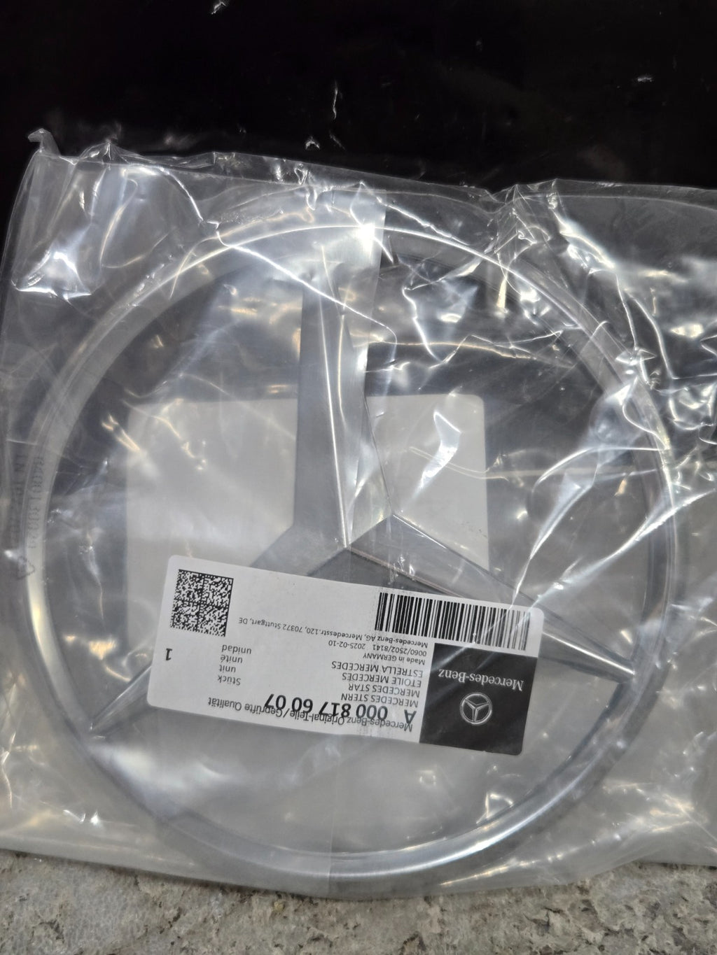 Genuine Mercedes Benz EMBLEM Star Grille E Class Models OEM A0008176007 NEW