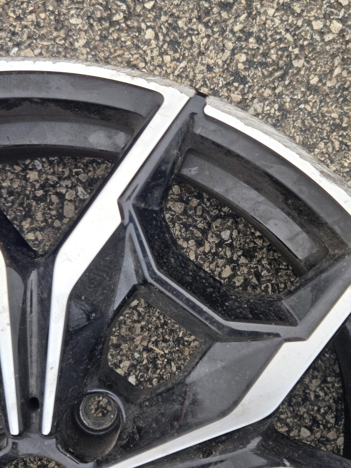 2023 - 2024 BMW X4 G02 OEM 19X7.5 M SERIES WHEEL RIM 7916263 *GOUGED/SCRAPED OEM