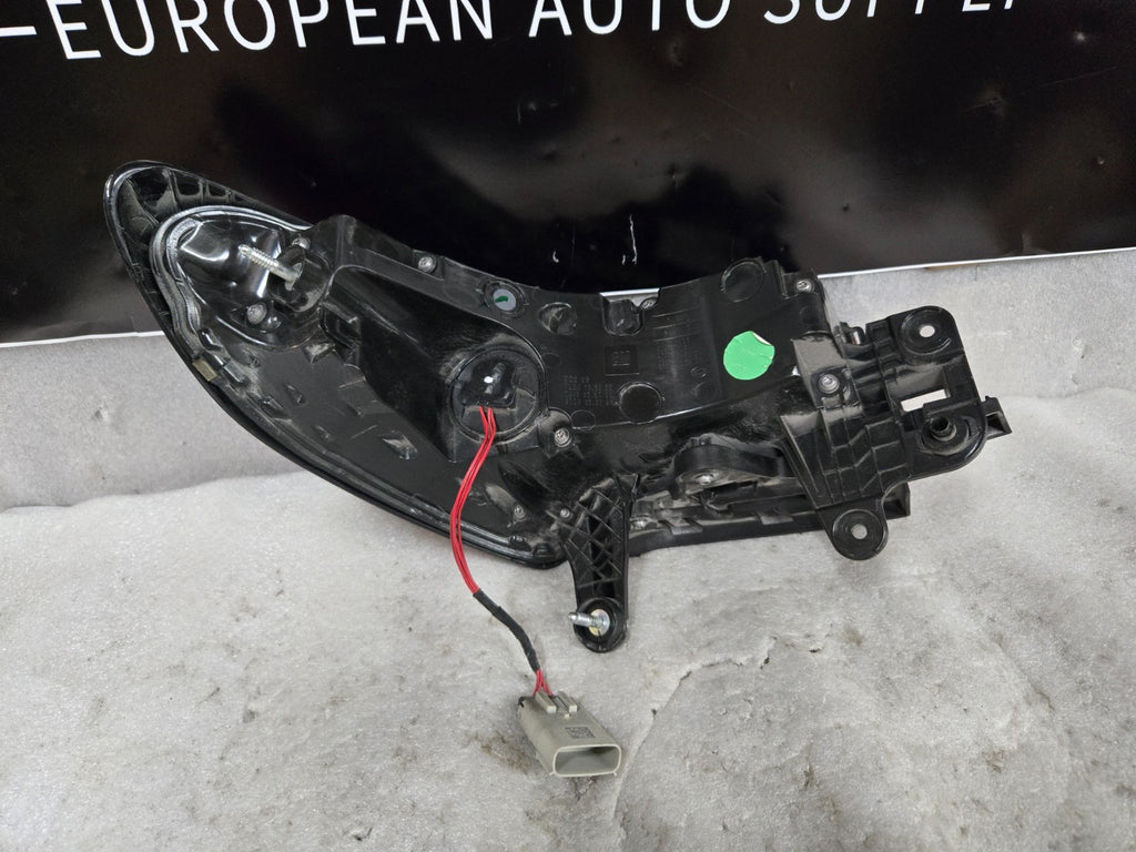 2021-2023 BUICK ENVISION REAR RIGHT OUTER TAILLIGHT TAILLAMP LED OEM 85594575