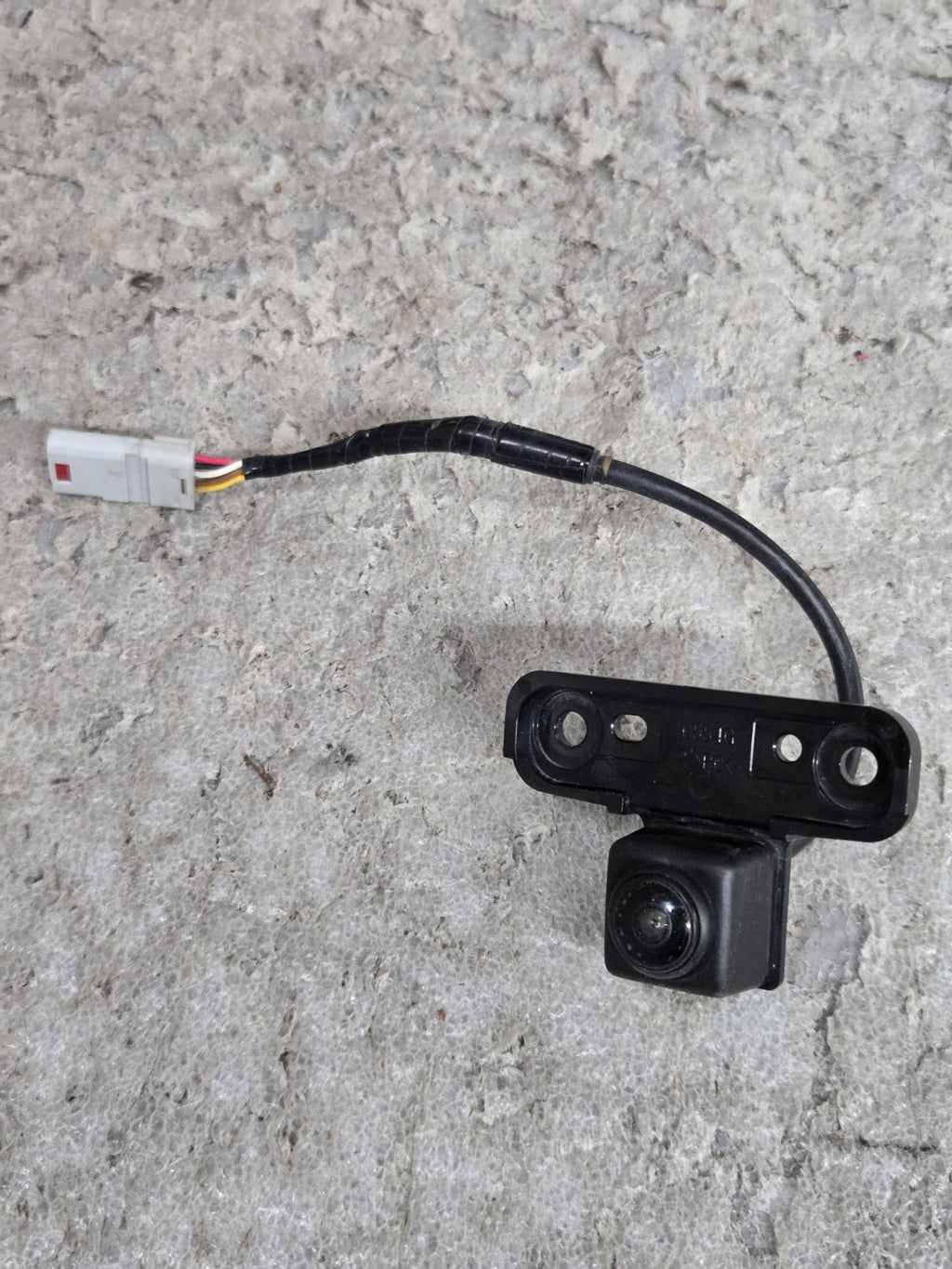 2019 - 2020 Cadillac Escalade Tailgate Camera 23402538 OEM