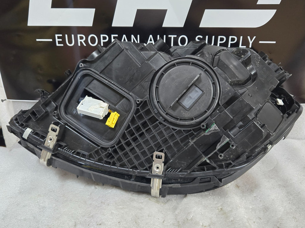 2018-2020 Mercedes S-Class  S450 S560 S63 Sedan Right RH Full LED Headlight OEM
