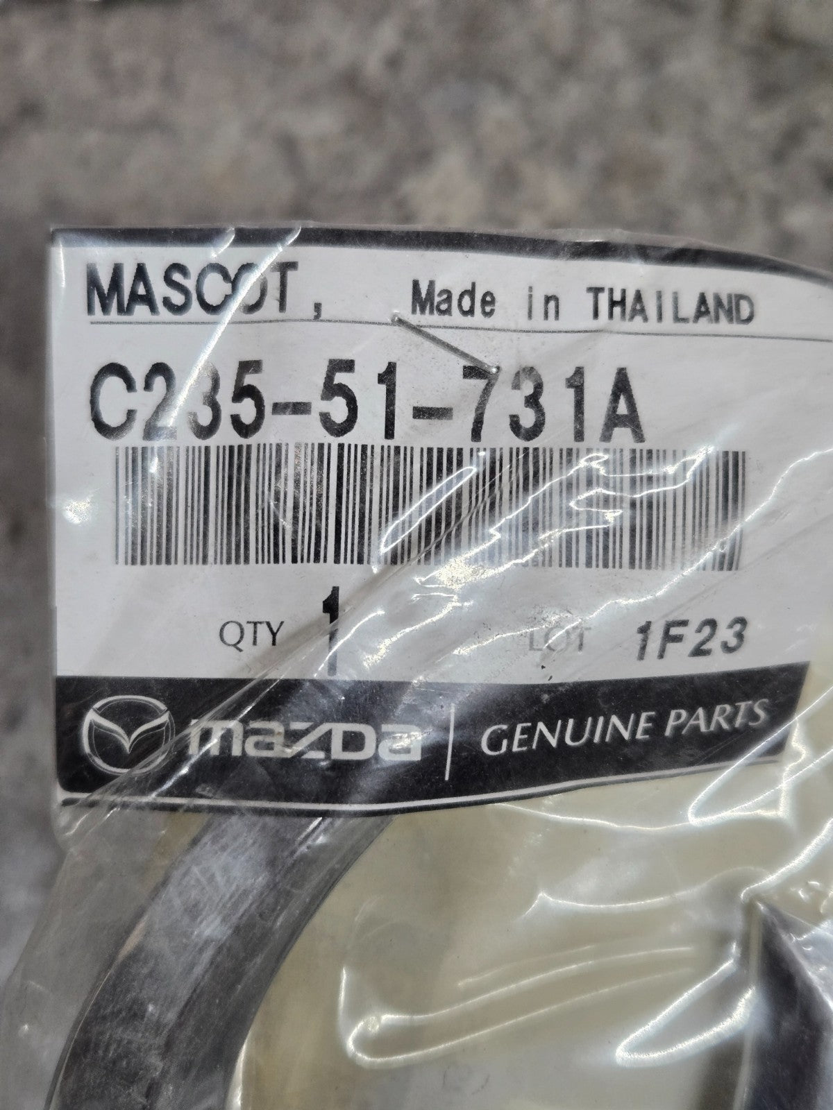 Genuine Front Emblem Ornament 2006-2016 Mazda 2 3 5 6 C235-51-731A OEM