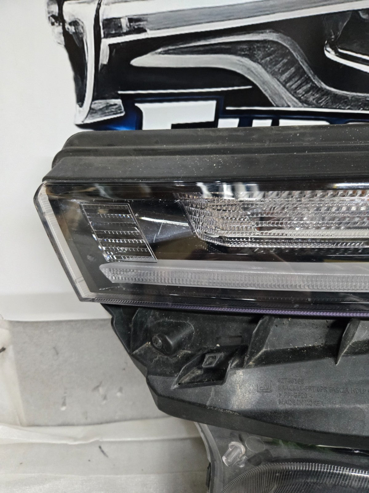 2021 - 2023 Chevrolet Trailblazer Left Halogen/LED Headlight 42827953 OEM