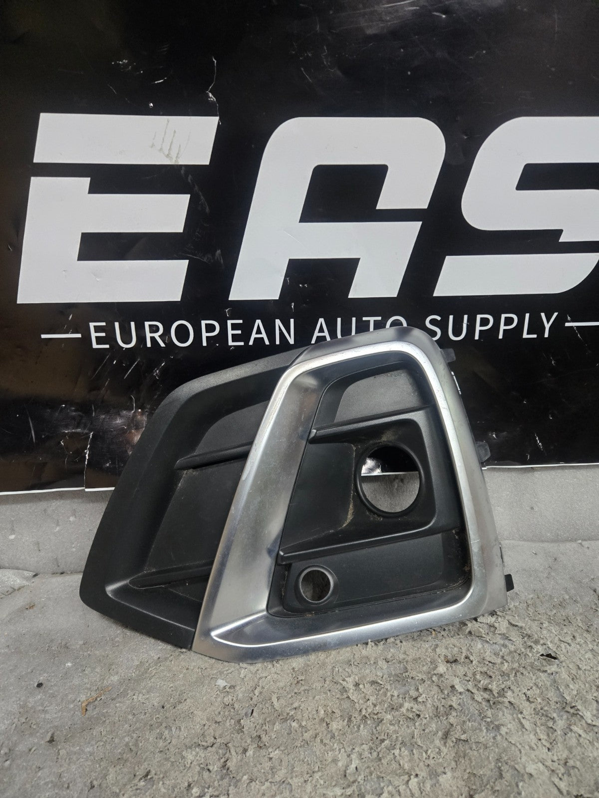 2021-2024 Audi Q5 SQ5 LEFT LOWER BUMPER GRILLE FOG TRIM OEM 80A807679AG OEM