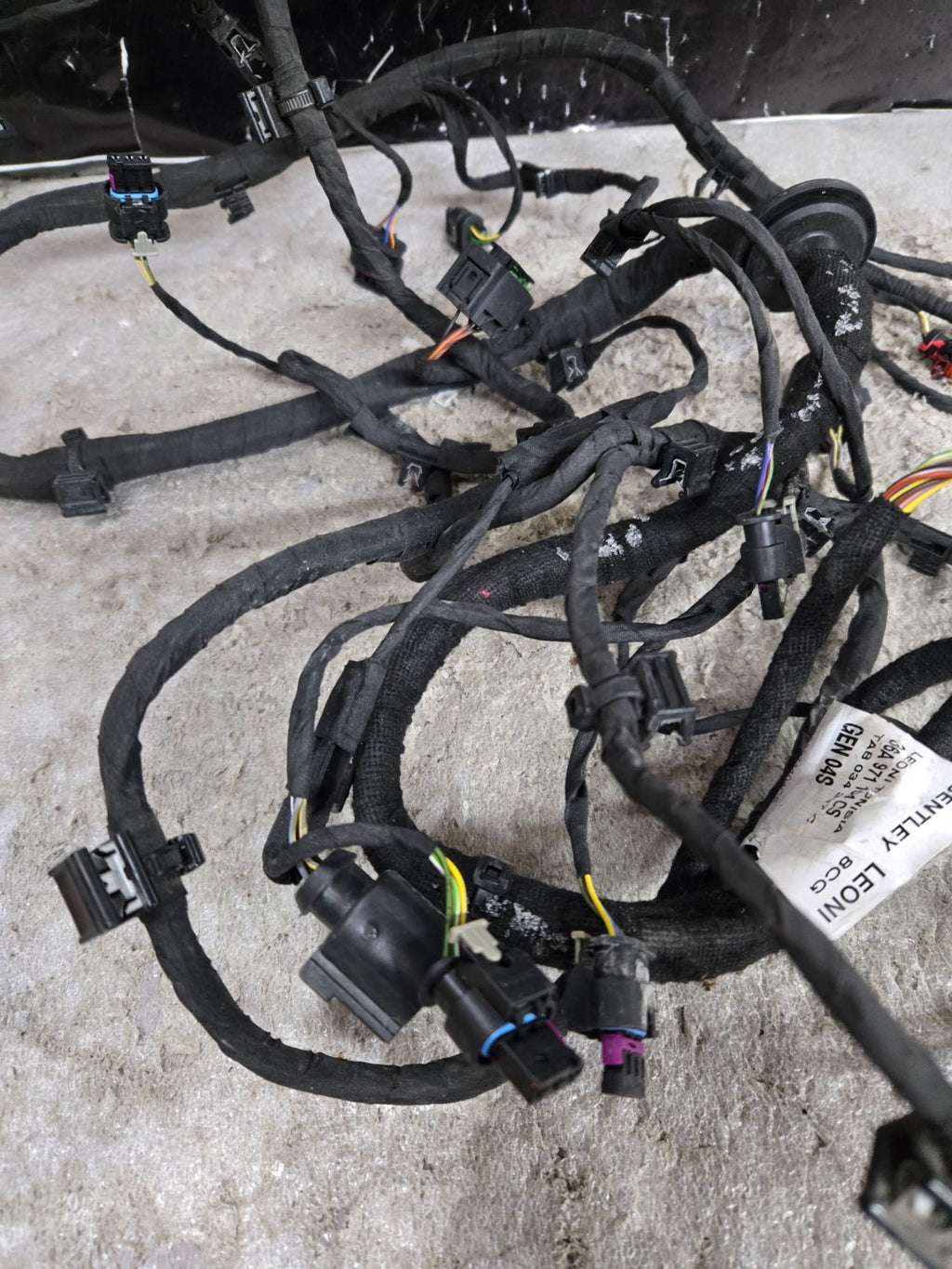 20-22 Bentley Bentayga 2nd Gen BY636-2 Rear Bumper Harness Cable 36A971104CS OEM