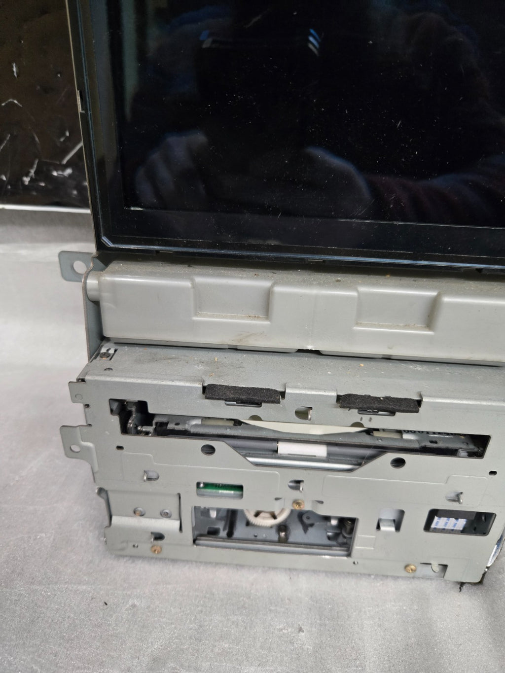 2006 - 2008 Infiniti FX35 Radio Display Information Navigation Screen PN-2548N