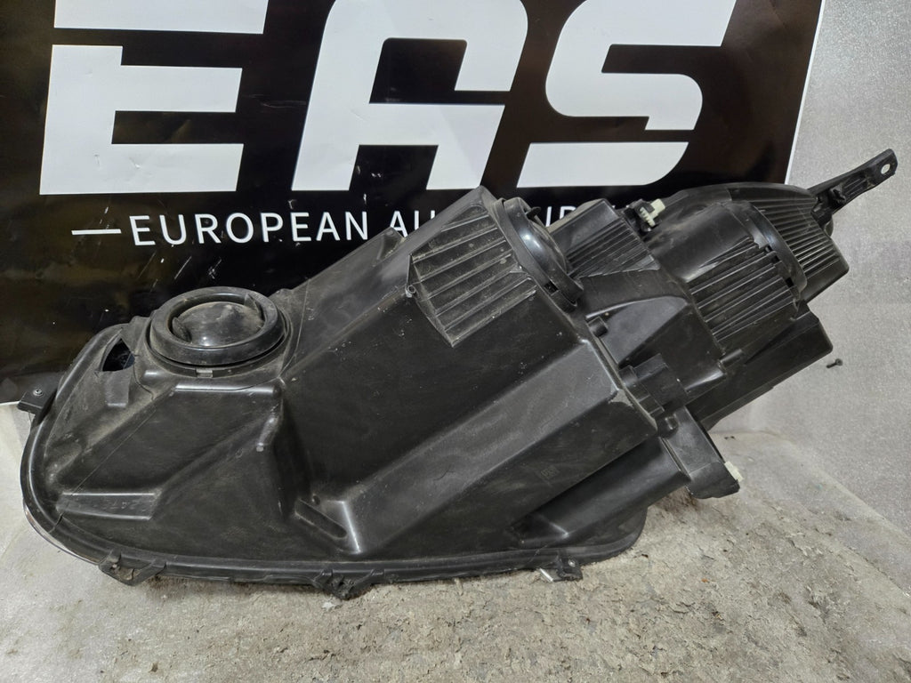 2020 2021 2022 Ford Escape Halogen Headlight Head Light Right OEM LJ6B-13W029-AH
