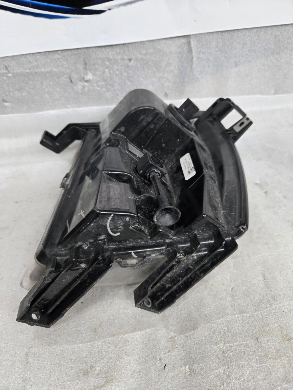 ⭕ 2016-2020 Tesla Model X Front Passenger Side Fog Light Lamp Right 1034327-00-C