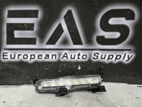 2010-2014 Rolls-Royce Ghost RR4 Passenger Right RH Turn Signal 63137211432 OEM