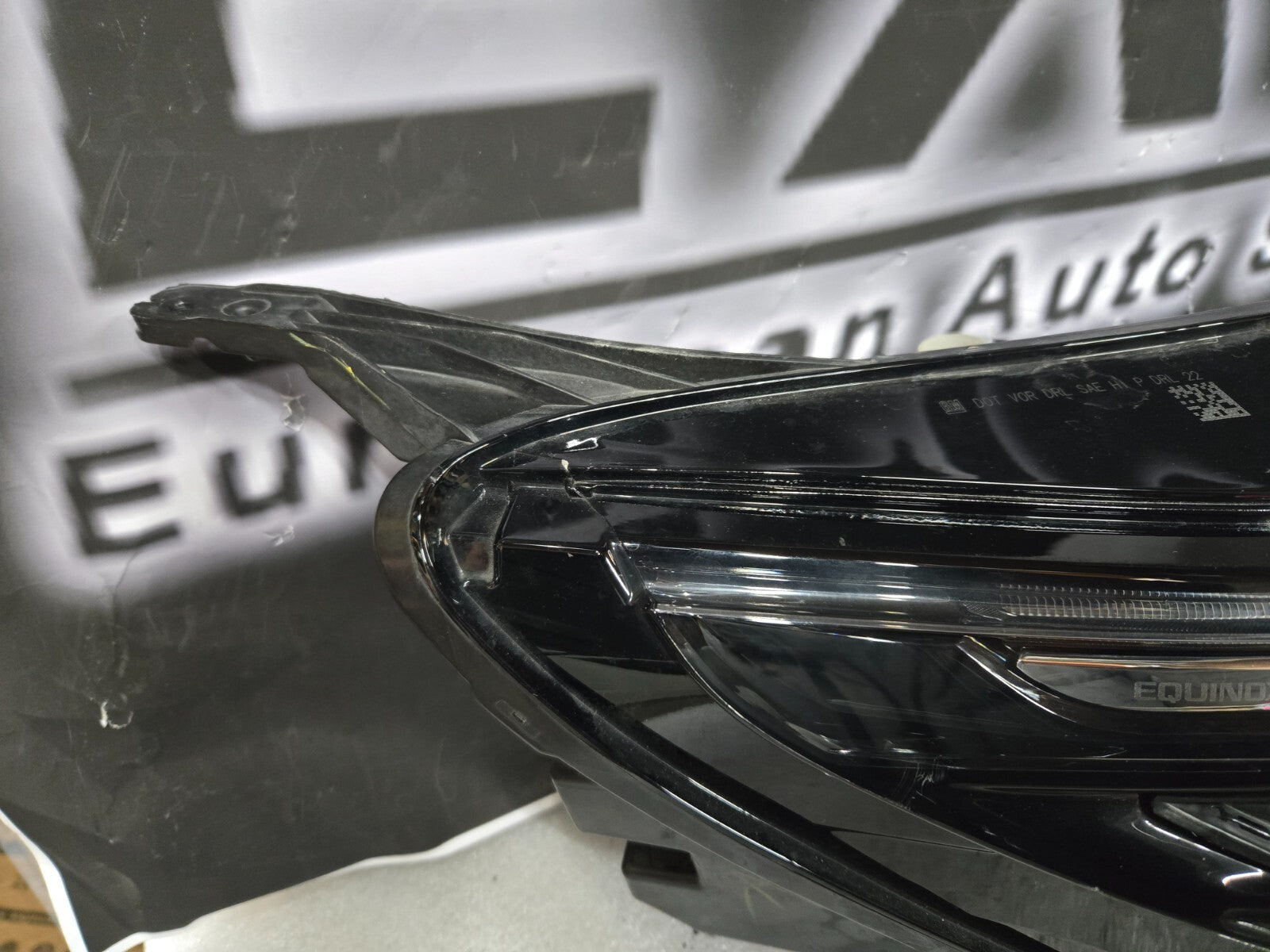 2022-2024 CHEVROLET EQUINOX RIGHT PASSENGER SIDE HEADLIGHT OEM 85538067