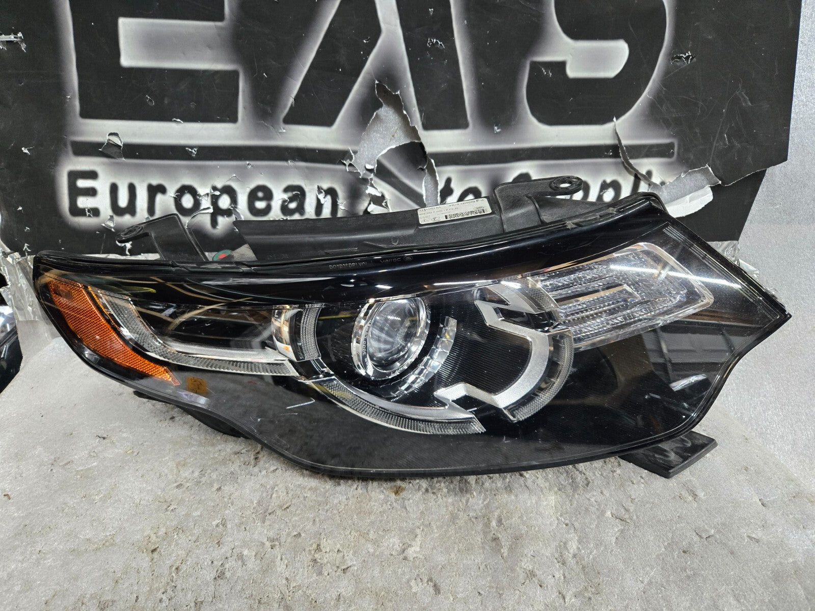 2015-2019 LAND ROVER DISCOVERY SPORT RIGHT RH XENON HID HEADLIGHT ASSEMBLY OEM
