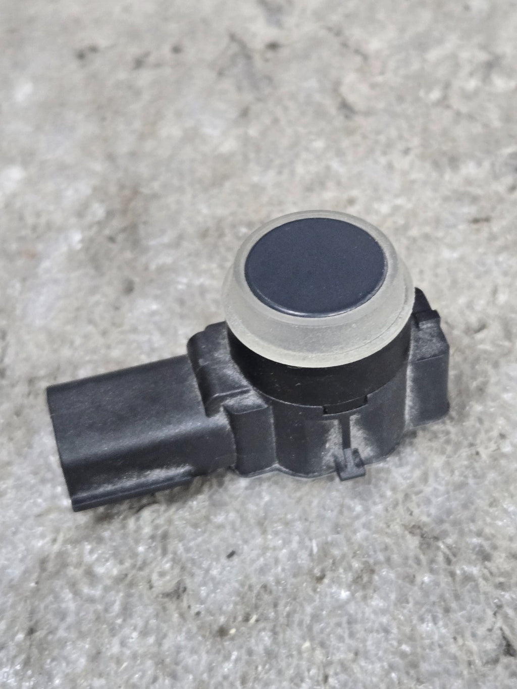 GM FRONT/REAR PDC Parking Assist Sensor OEM 52042749