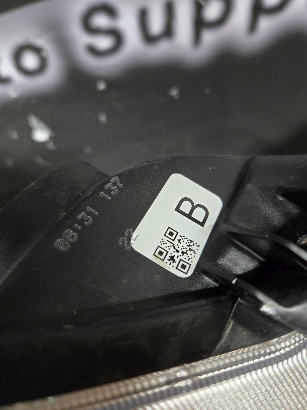 2015 2016 2017 Subaru Outback Legacy Halogen w/LED Right Headlight Lamp OEM