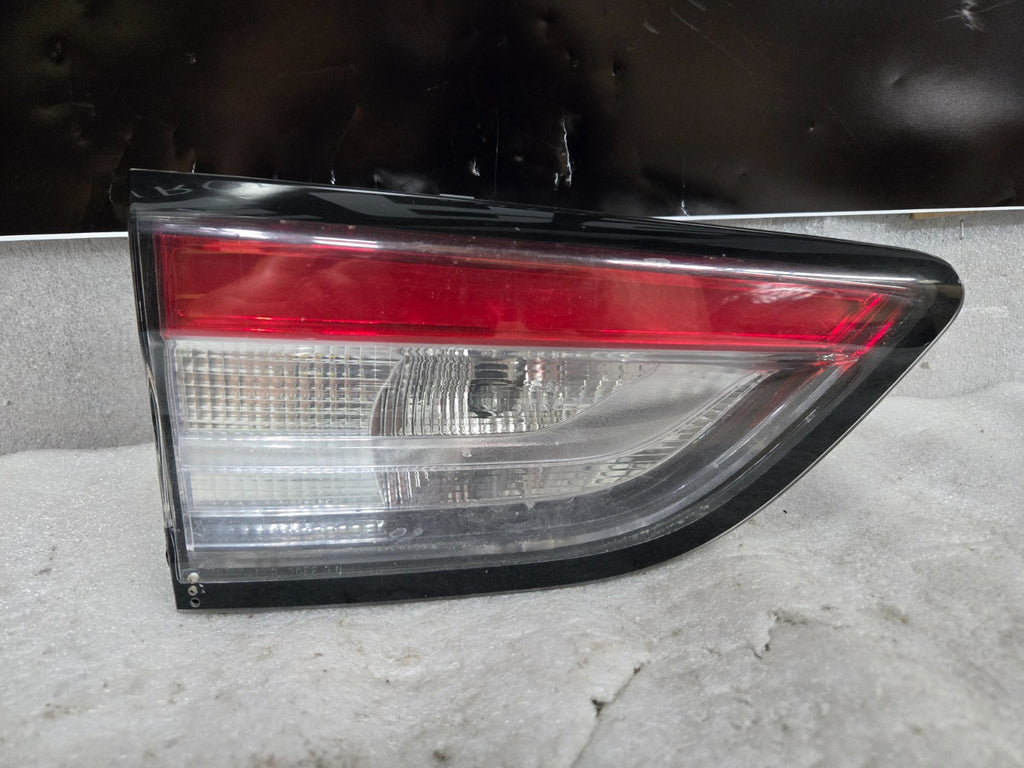 2019-2021 FORD ESCAPE REAR Driver LEFT TAIL LIGHT LAMP OEM LJ6B-13A603-AL