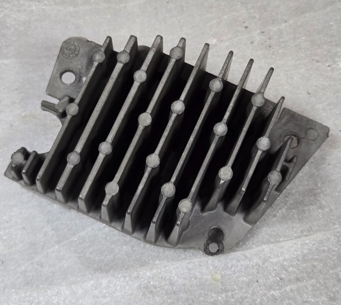 2023 - 2024 KIA SPORTAGE FRONT RIGHT SIDE HEADLIGHT BALLAST CONTOL MODULE OEM