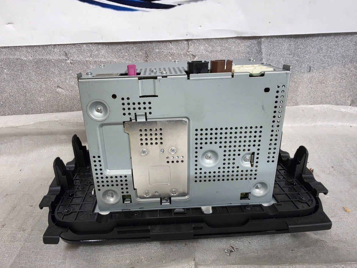 2020 - 2024 Nissan Kicks Versa OEM Touch Screen Multi Media Bluetooth Car Play