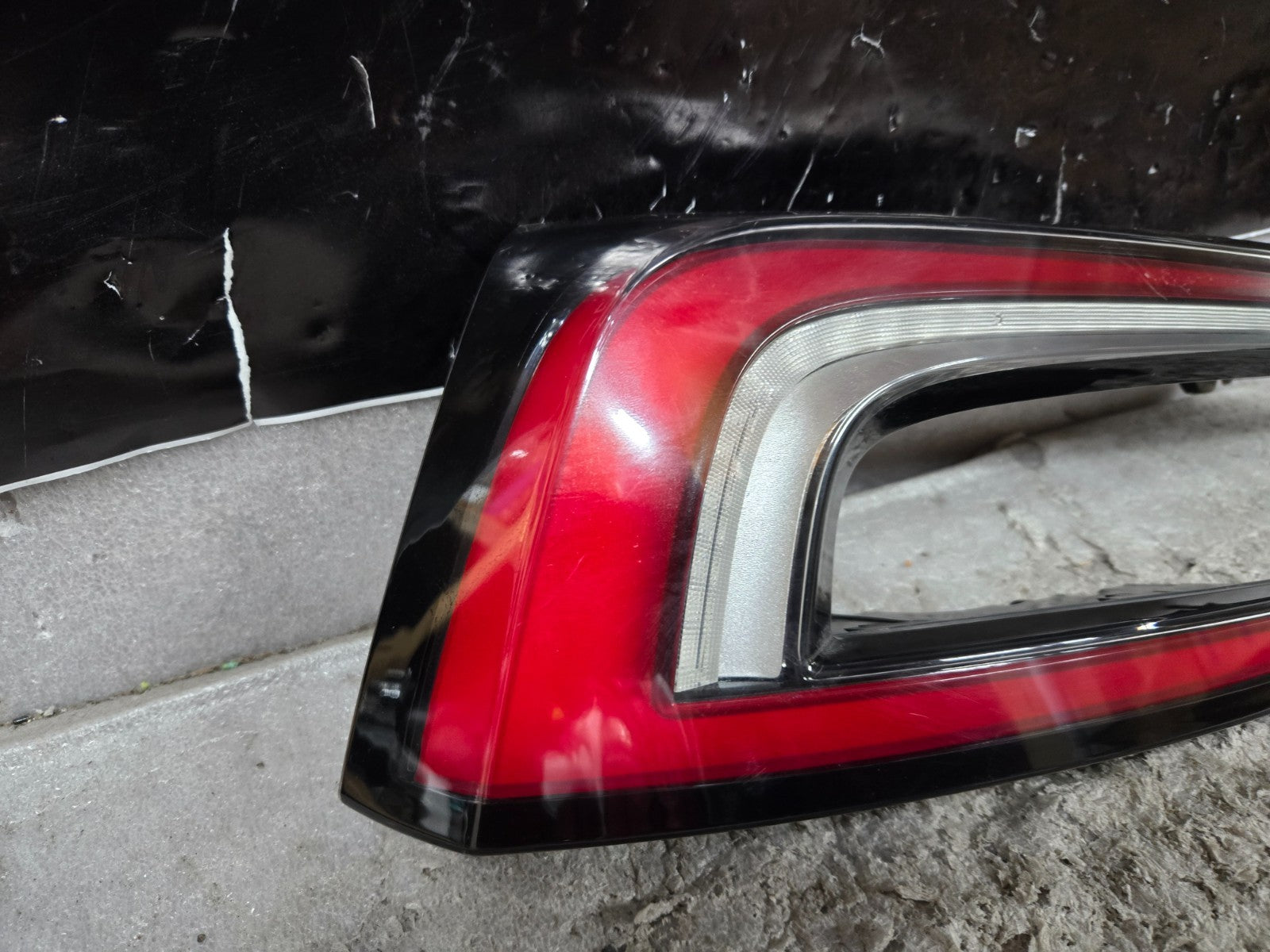 2024-2026 Tesla Model 3 Highland Rear Left LH Driver Tail Light 1691498-00-F OEM