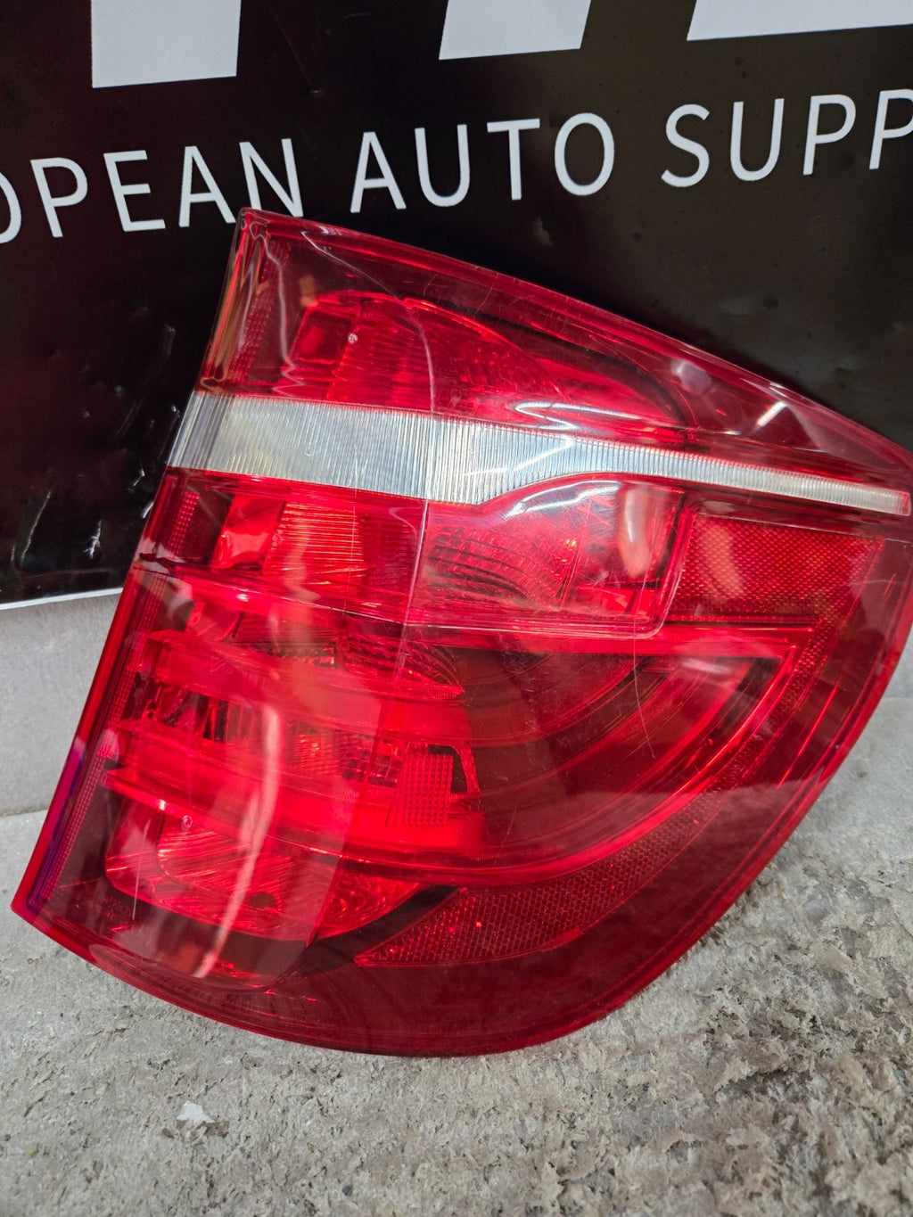 2011-2017 BMW F25 X3 Rear Right Passenger Outer Taillight Light Lamp OEM 7220242