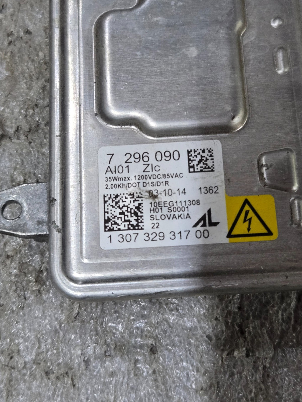 2012 - 2015 BMW F80 F30 335I M3 XENON HEADLIGHT BALLAST MODULE OEM 7296090