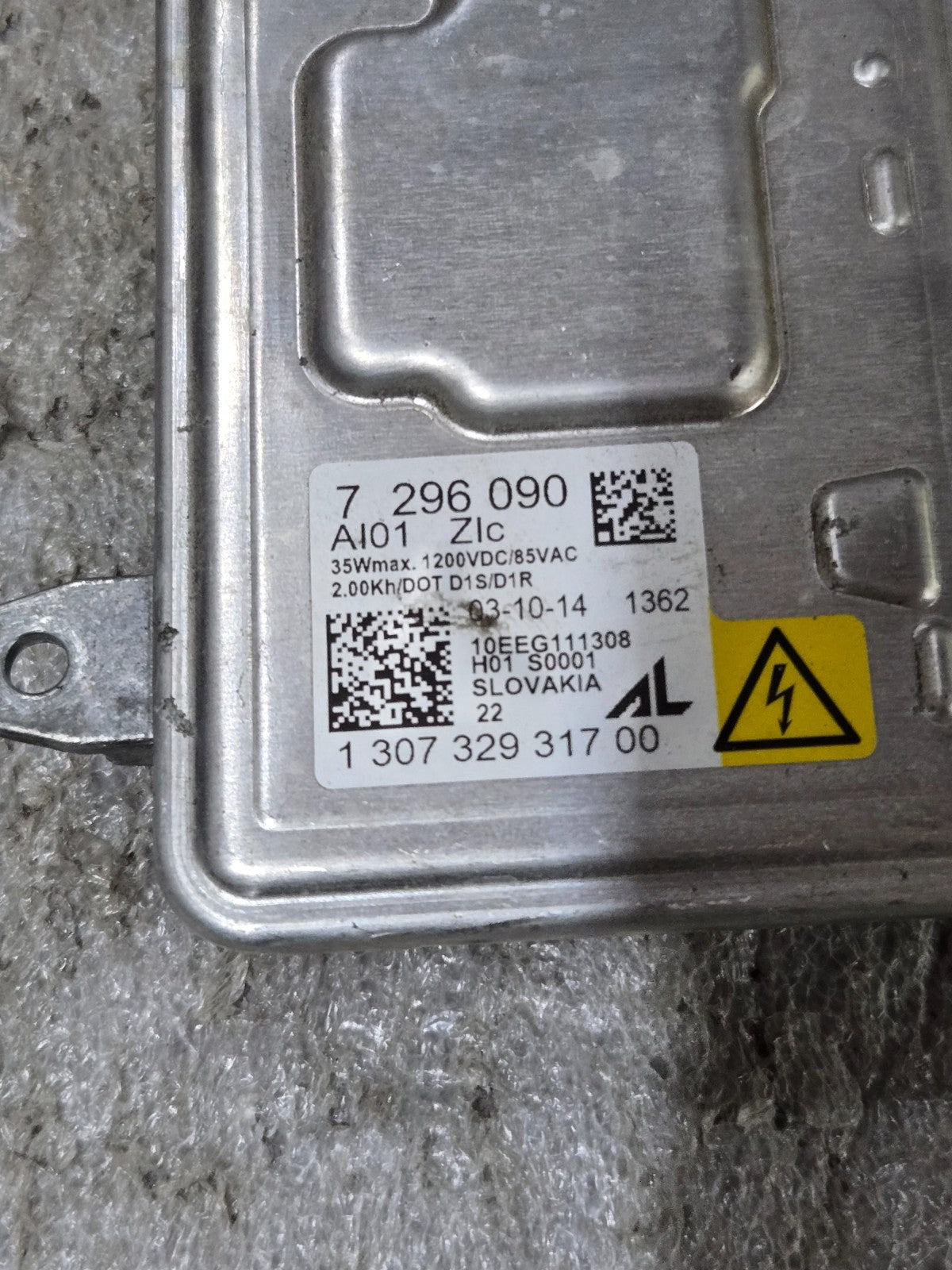2012 - 2015 BMW F80 F30 335I M3 XENON HEADLIGHT BALLAST MODULE OEM 7296090