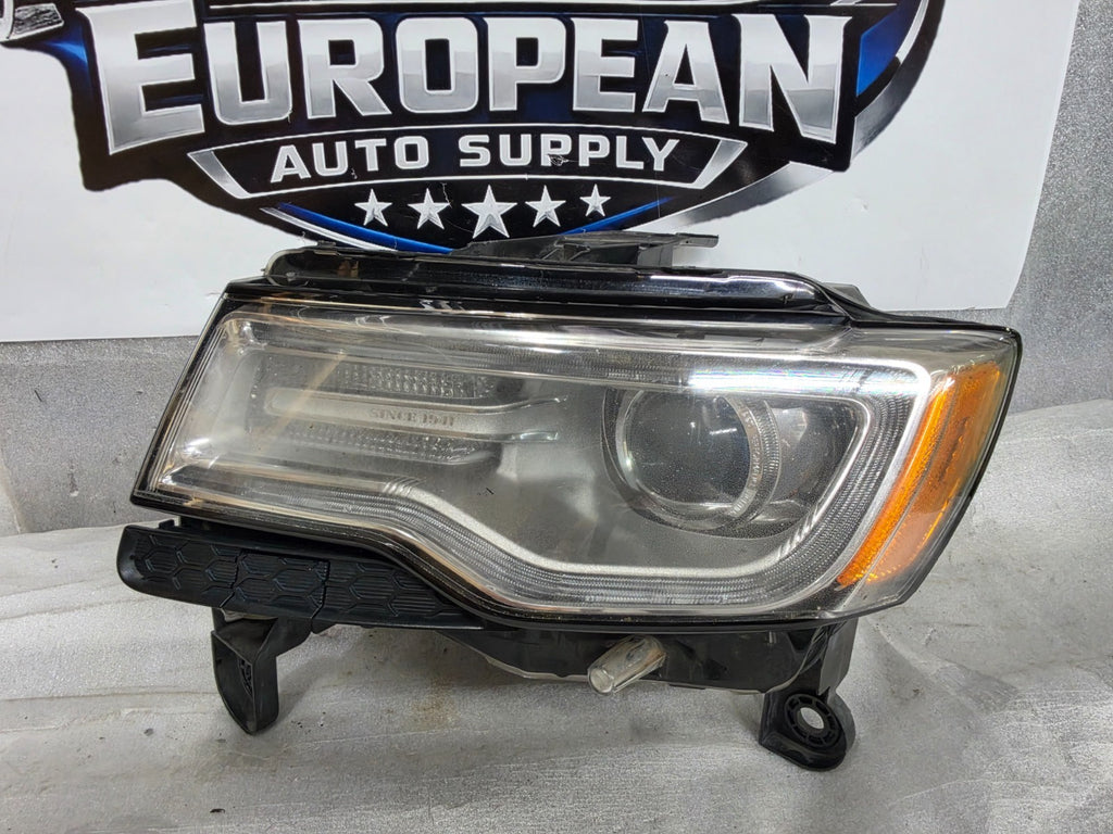 2014-2016 Jeep Grand Cherokee Left LH Driver Headlight w/ Modules 68111001AG OEM