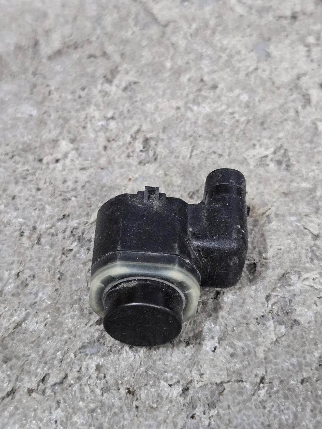 2015 - 2018 AUDI Q3 FRONT OR REAR BUMPER PARKING PARK ASSIST AID SENSOR OEM