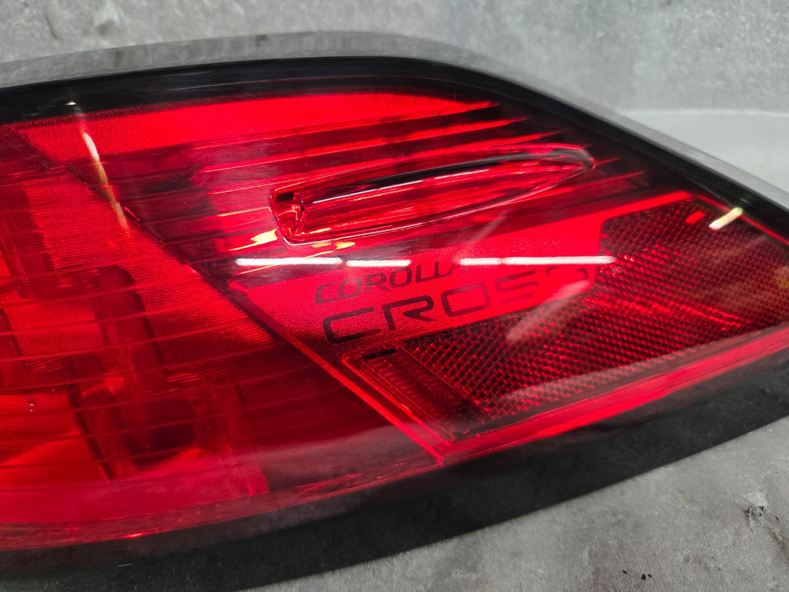 2022 2023 2024 Toyota Corolla Cross Right RH Passenger LED Taillight OEM