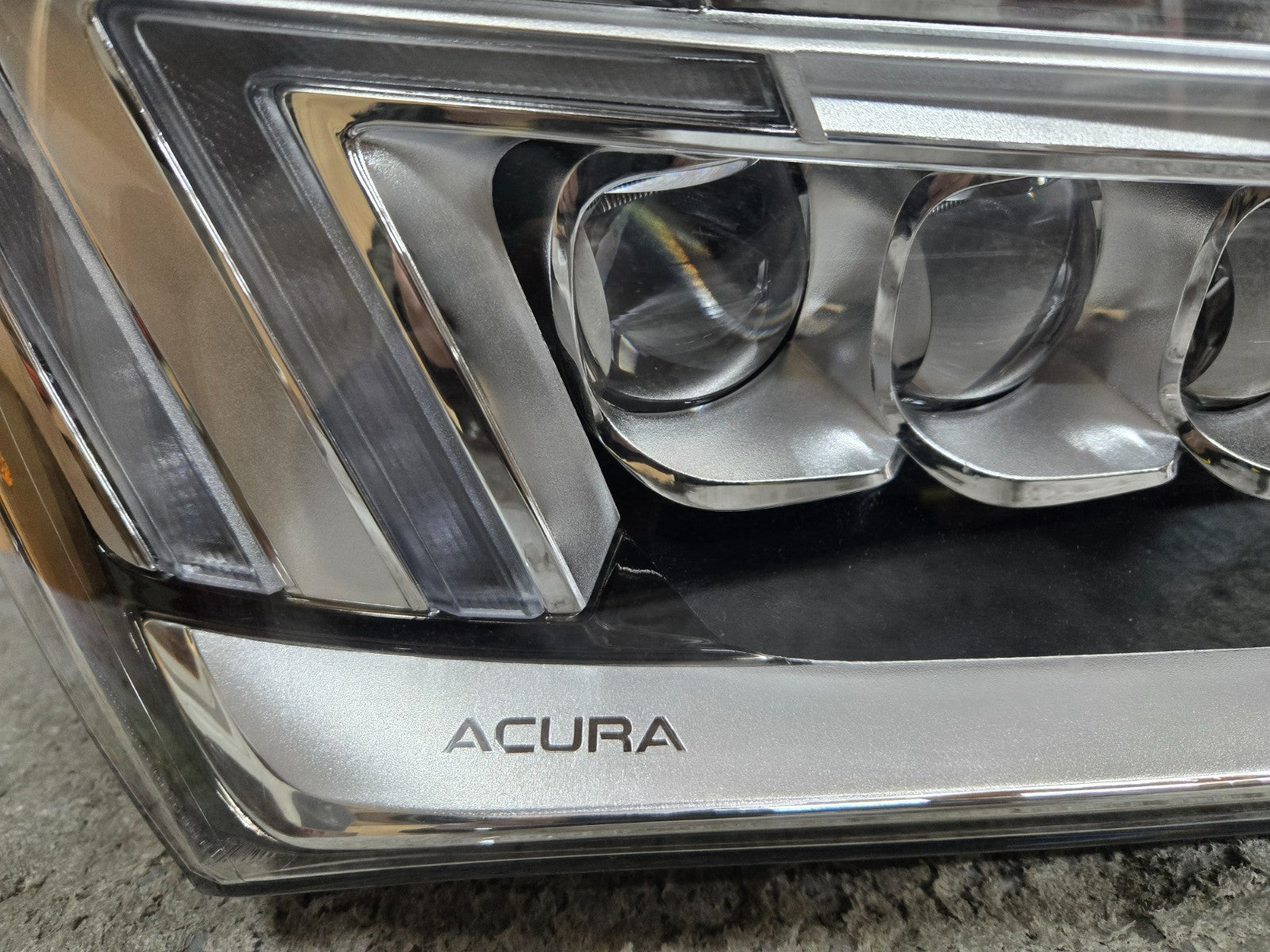 2017 2018 2019 2020 Acura MDX Right Passenger LED Headlight 33100-T25-A513 OEM