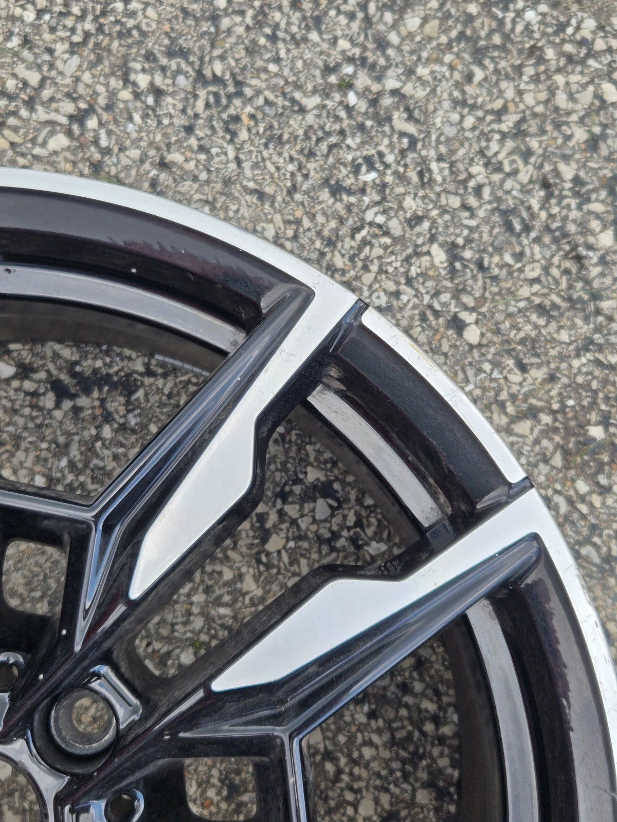2024 BMW i5 G26 M440i Front Rim Wheel 19x8.5" ET35 Style 861M Black / Silver OEM
