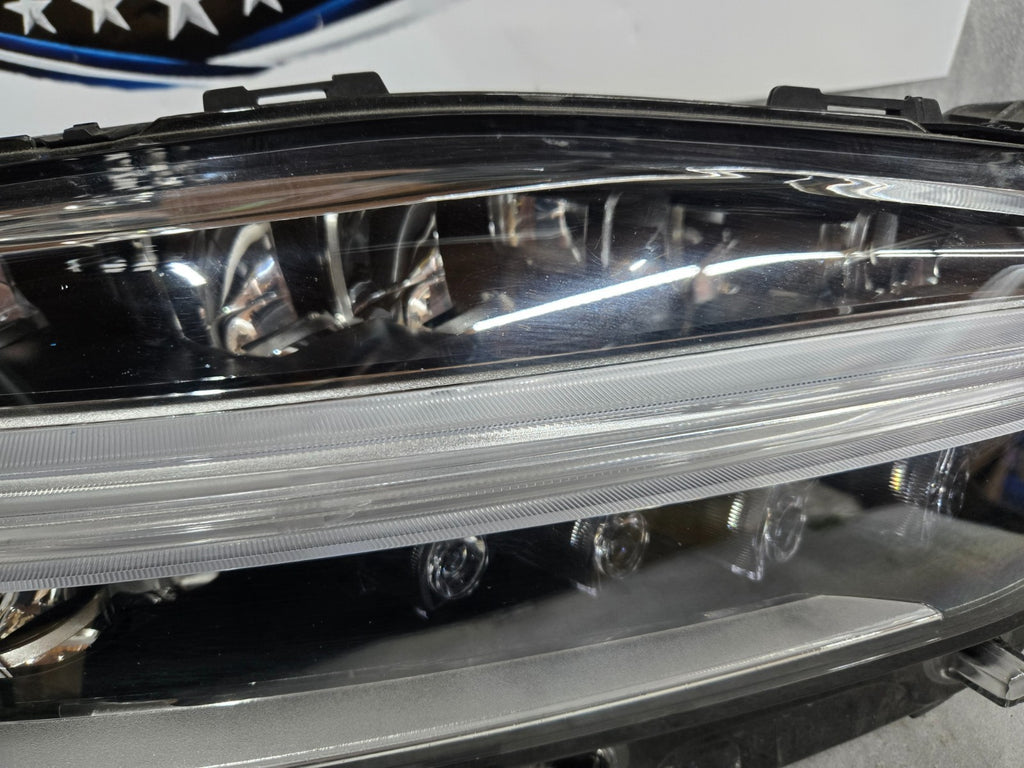 2016 - 2023 Volvo XC90 Right RH Passenger LED Headlight OEM 32338947 w/ Modules