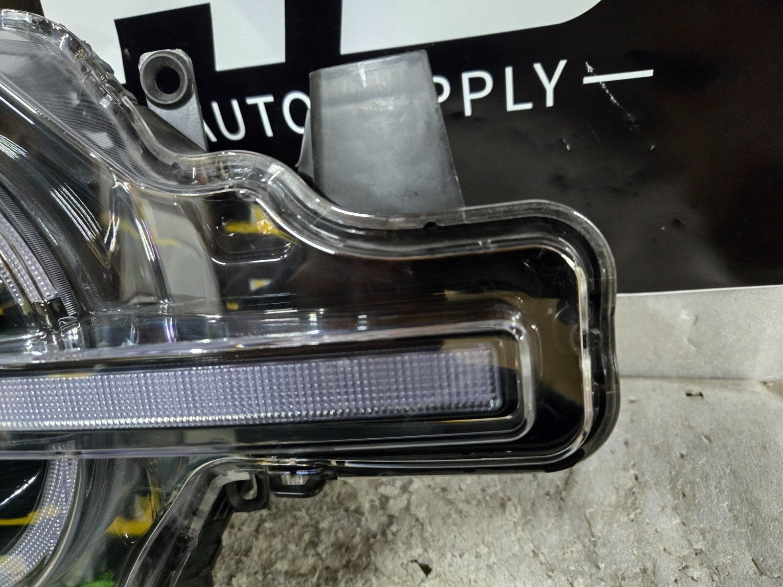 Morimoto XB RGB DRL Integrated Multi-Pin LED Headlight RH 2021-24 Ford Bronco