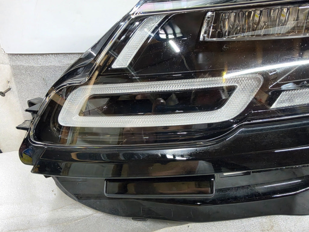 2018 2019 Range Rover Velar LED Headlight LH Driver COMPLETE OEM J8A2-13W030-FG