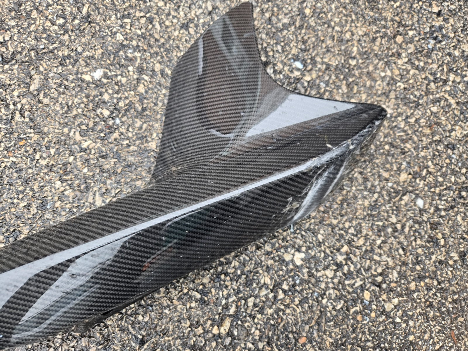 *Damaged* 2018 - 2020 BMW M5 F90 Front Left Right Carbon Fiber Splitter Set OEM