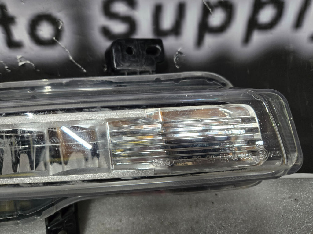 2020 2021 2022 2023 FORD EXPLORER RH Passenger Side Fog Light OEM 1NH94889822