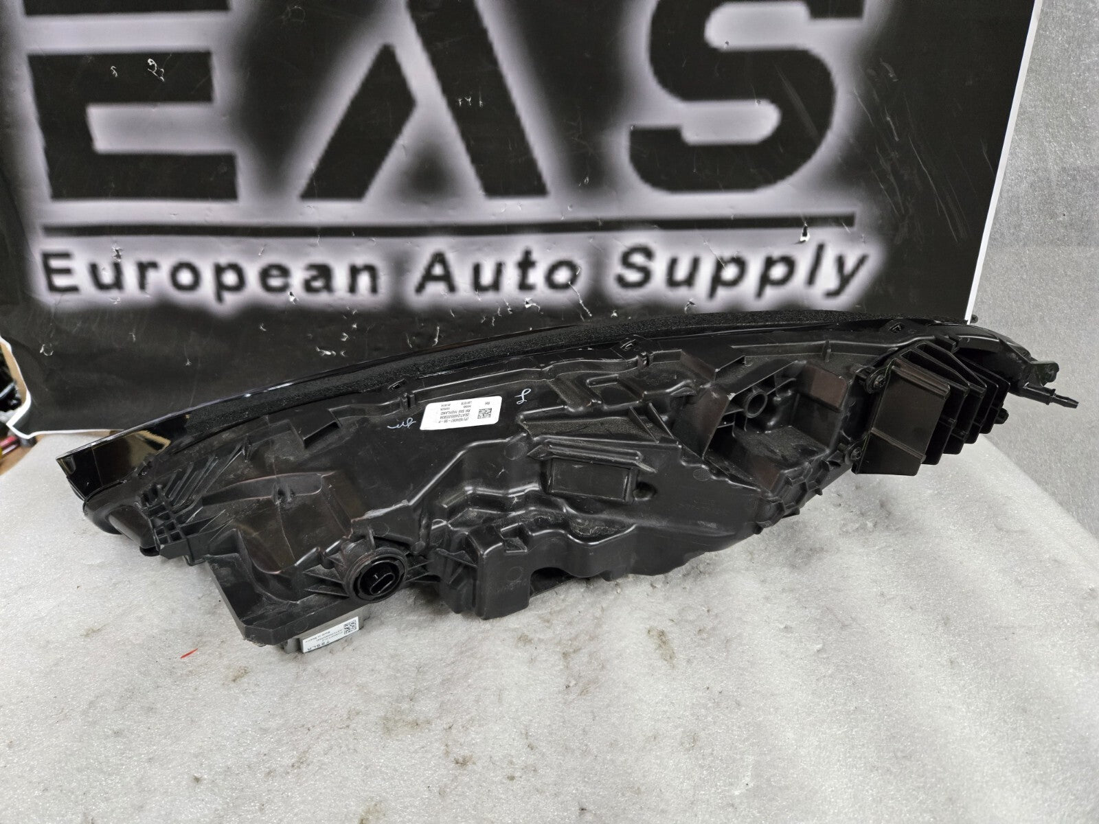2024-2025 TESLA MODEL 3 HIGHLAND HEADLIGHT OEM RIGHT PASSENGER SIDE 1694087-98-F