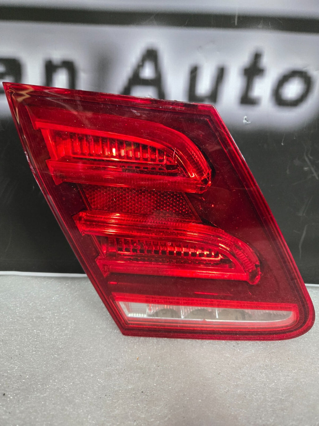 2014-2016 MERCEDES E CLASS W212 - REAR LEFT INNER TAILLIGHT LAMP OEM A2129062757