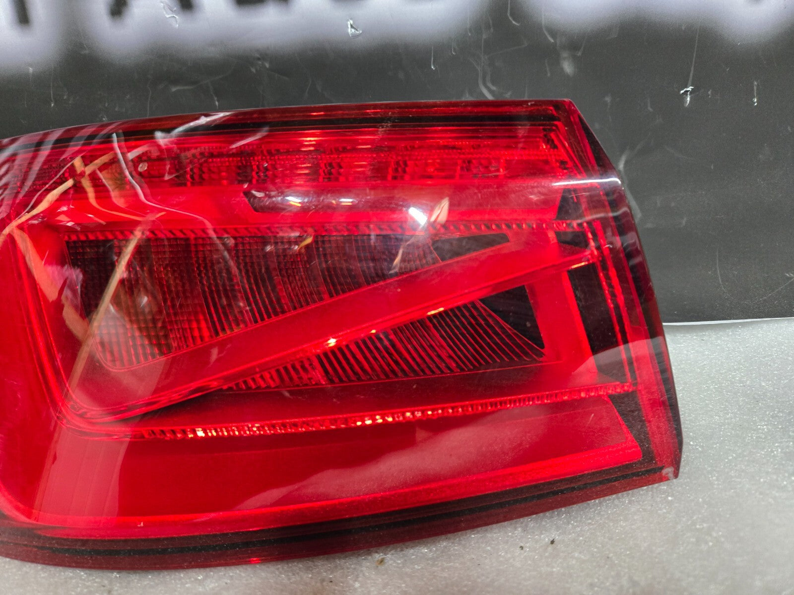 2015-2016 Audi A3 S3 RS3 Quarter-Mounted Tail Light Left Driver 8V5945095C OEM
