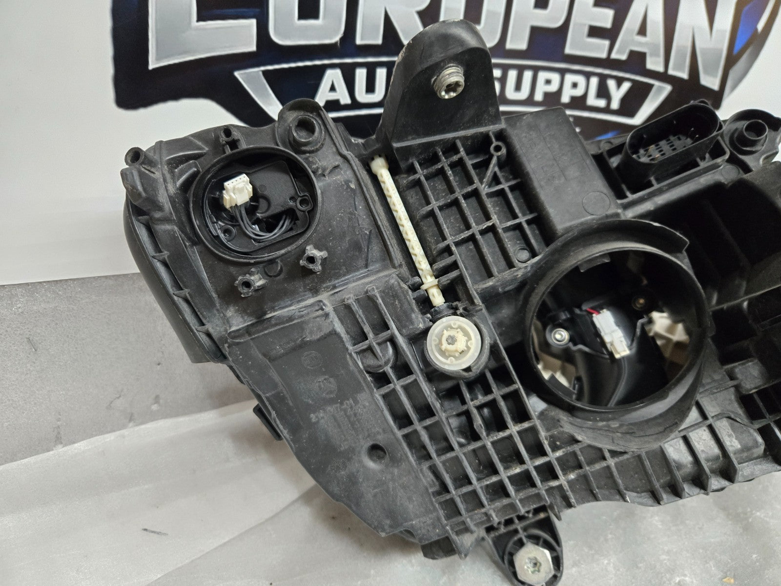 2019-2021 MERCEDES-BENZ C-CLASS LEFT LH DRIVER LED HEADLIGHT OEM A2059066706