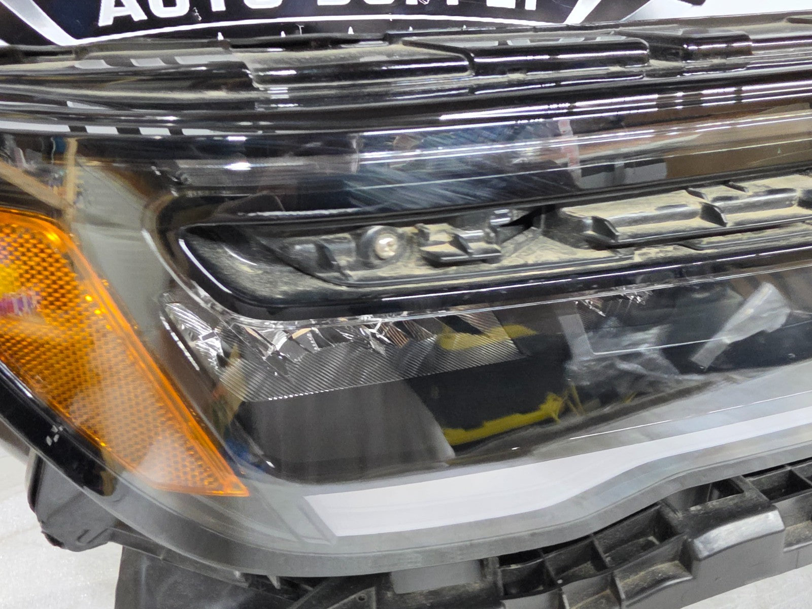 2023-2025 Honda Pilot Right Passenger RH LED Headlight Genuine OEM 33100-T90-A01