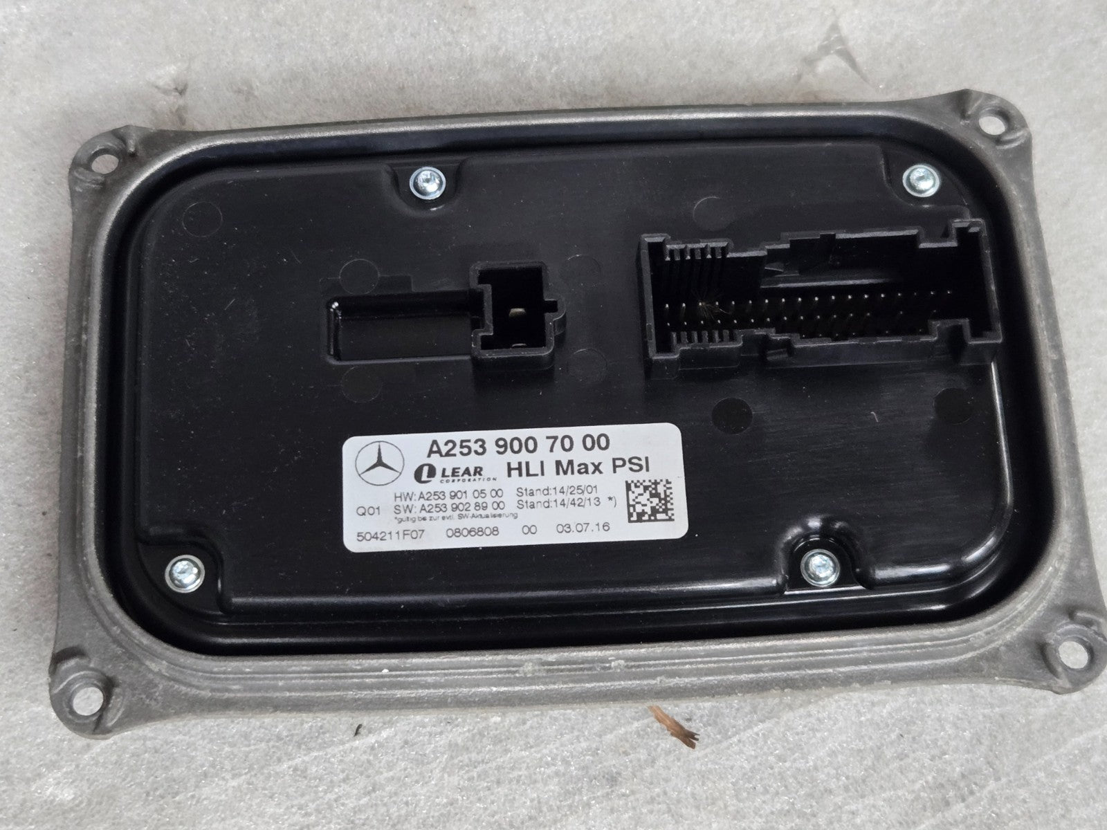 2016-2023 Mercedes GLC300 GLC350 LED Headlight Control Module A2539007000 OEM