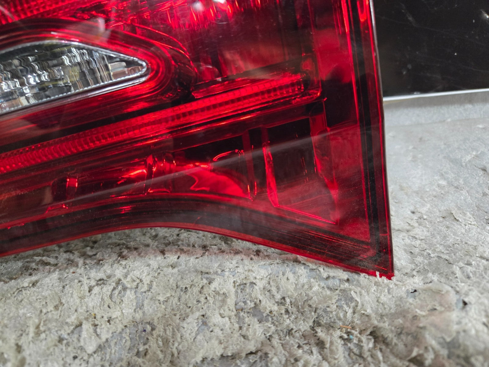 2017-2020 ACURA MDX Right RH Taillight Liftgate Mounted OEM 34150-TZ5-H02