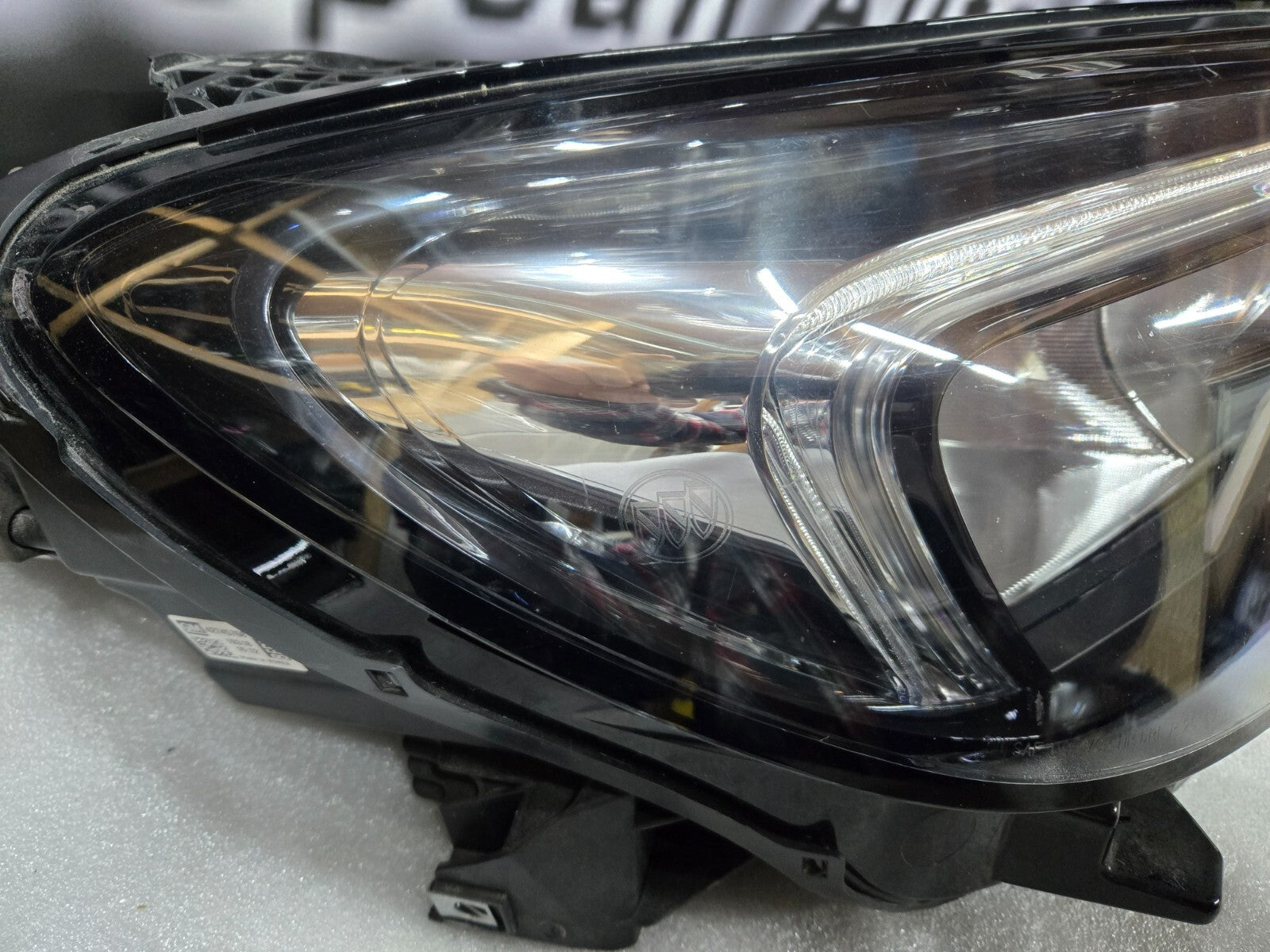 2020-2023 Buick Encore GX Halogen w/ LED Headlight Right Passenger OEM 42745768