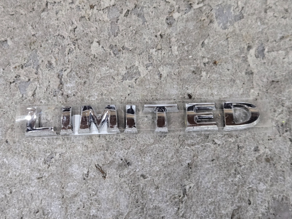 2014-2022 Jeep Lift-Gate Nameplate 68241037AA LIMITED Emblem CHROME OEM NEW