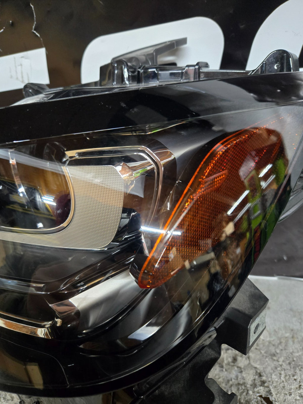 2024 2025 2026 MAZDA CX-90 Left LH Driver Headlight Chrome Non-Adaptive OEM